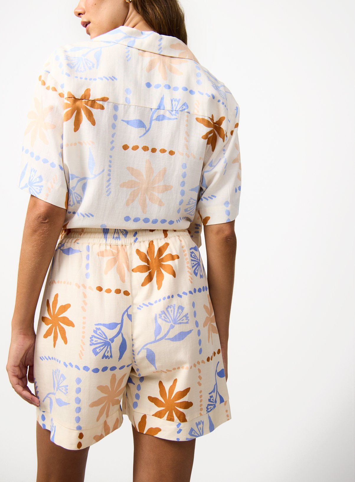 Holiday Patchwork Print Co-ord Shorts 10 - Image 4 thumbnail